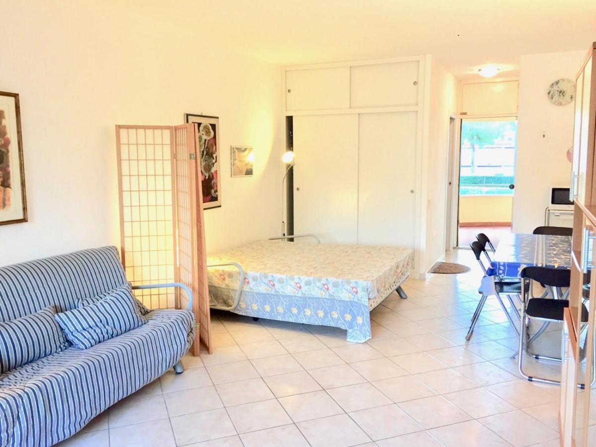 Apartments Via Dei Platani Marina Di Bibbona Bagian luar foto