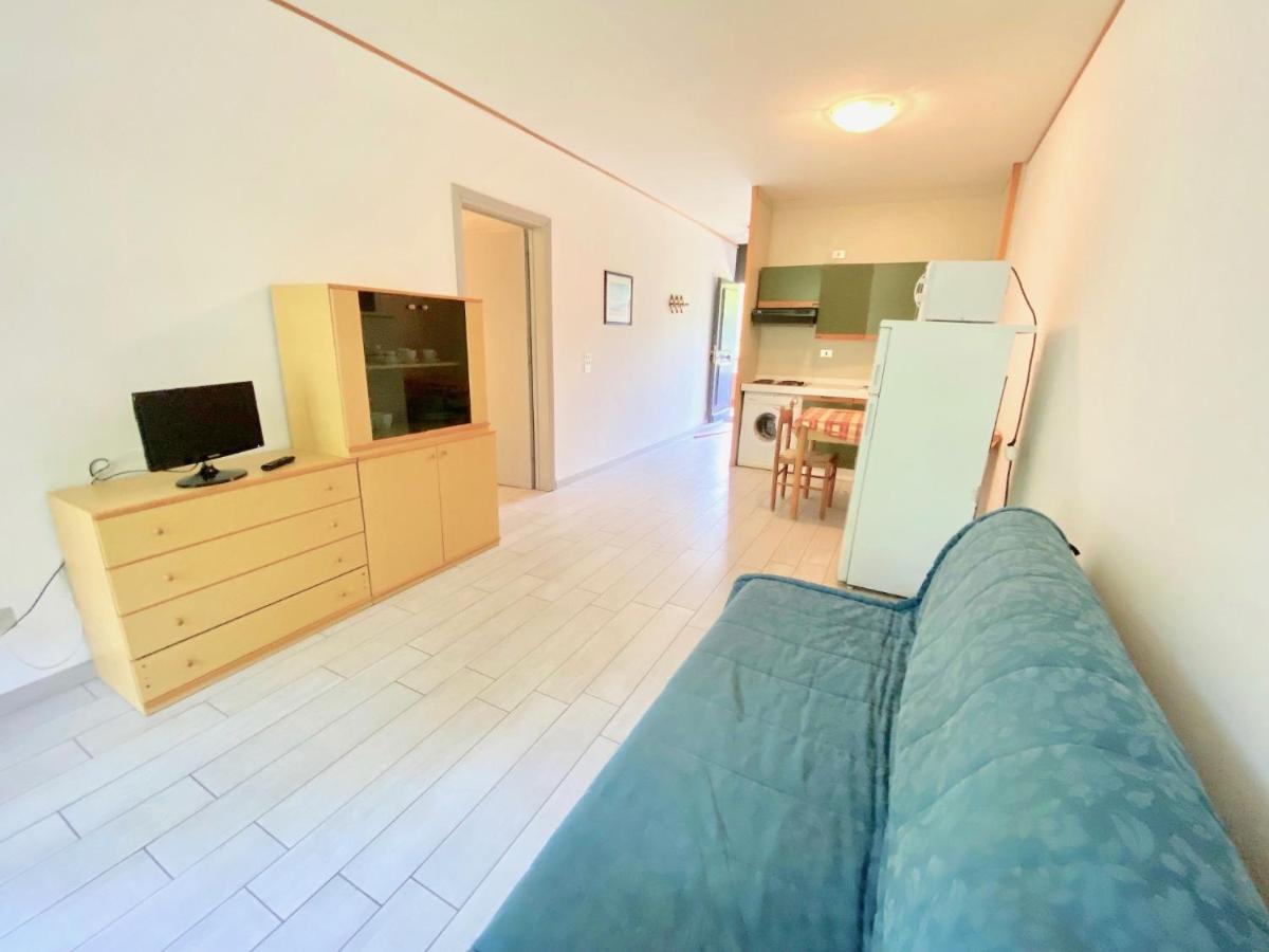 Apartments Via Dei Platani Marina Di Bibbona Bagian luar foto