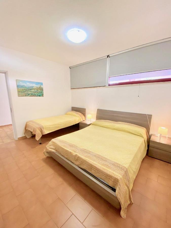 Apartments Via Dei Platani Marina Di Bibbona Bagian luar foto