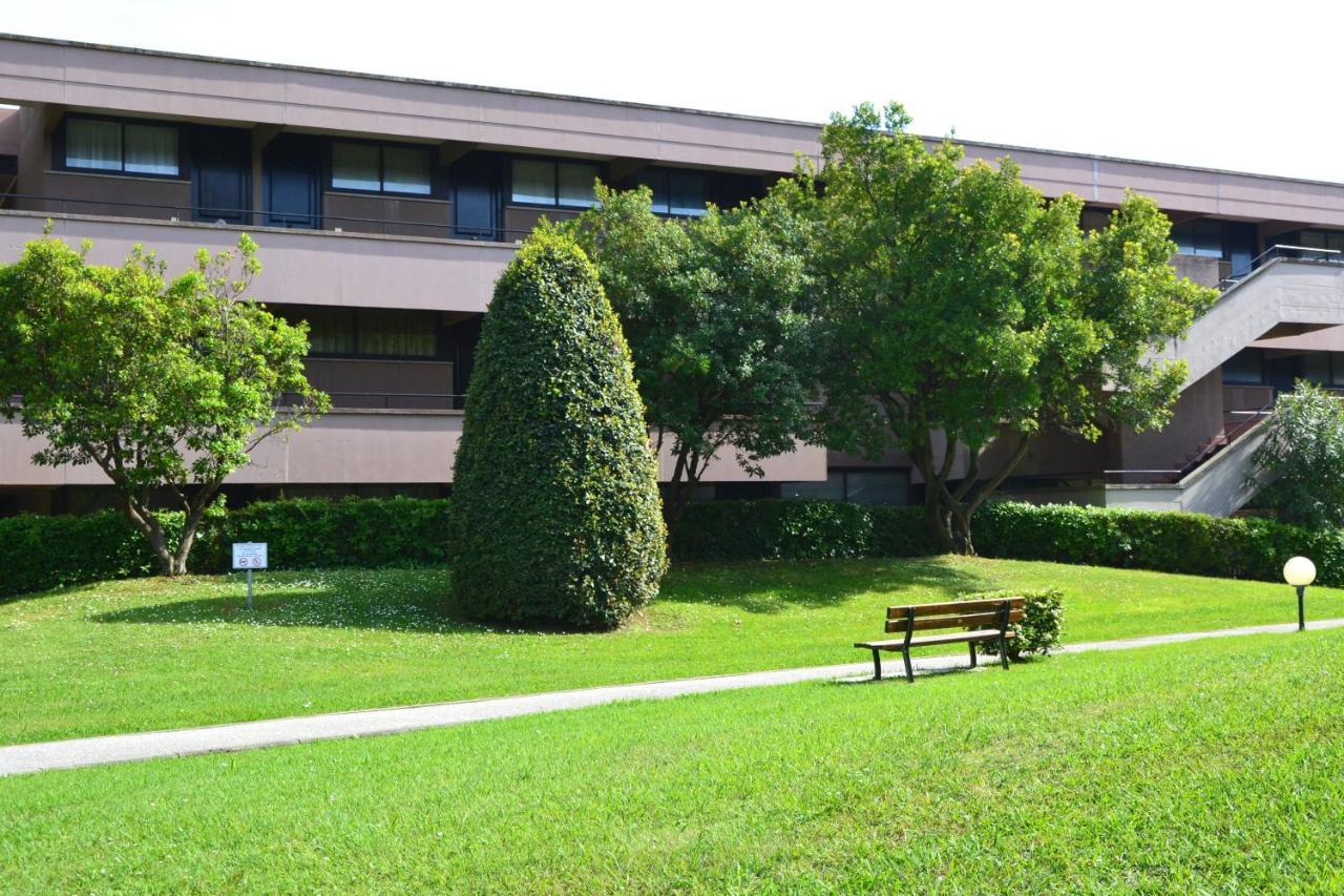 Apartments Via Dei Platani Marina Di Bibbona Bagian luar foto