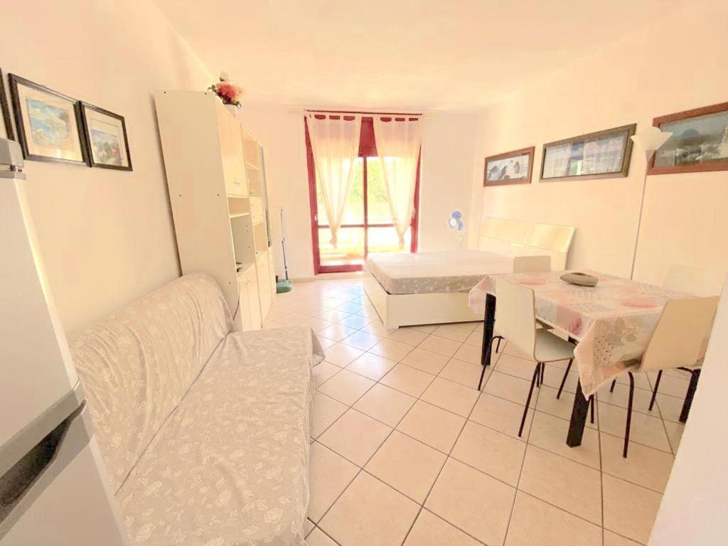 Apartments Via Dei Platani Marina Di Bibbona Bagian luar foto