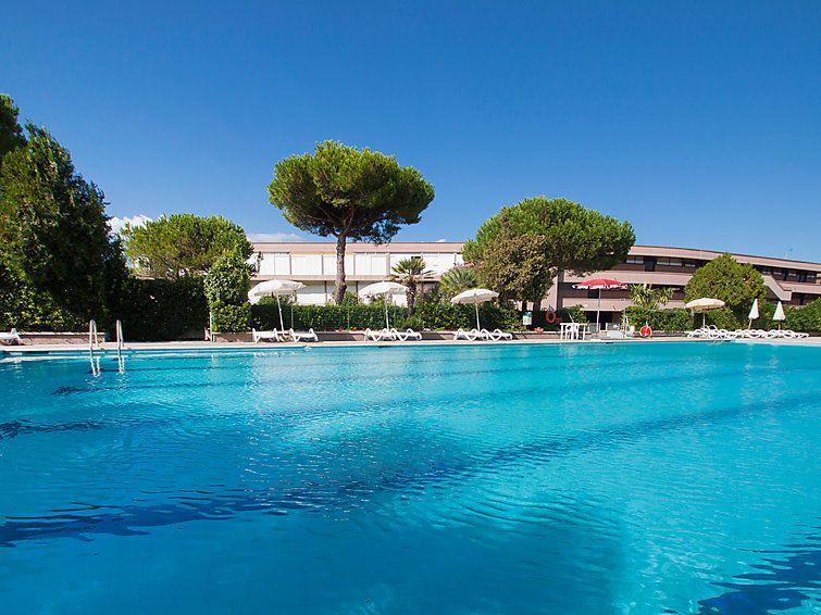 Apartments Via Dei Platani Marina Di Bibbona Bagian luar foto